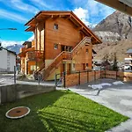 Blauherd By Interhome Daire